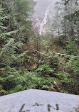 Shannon Falls Viewpoint