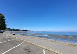 Qualicum Beach parking