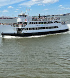 Ferry Manhattan