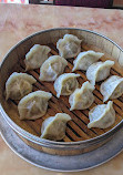 Mom Dumpling House