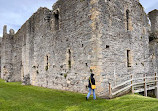 Middleham Castle