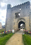 Middleham Castle