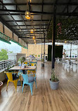 7 Star Rooftop Cafe