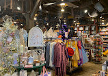 Cracker Barrel Old Country Store