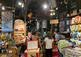 Cracker Barrel Old Country Store