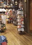 Cracker Barrel Old Country Store