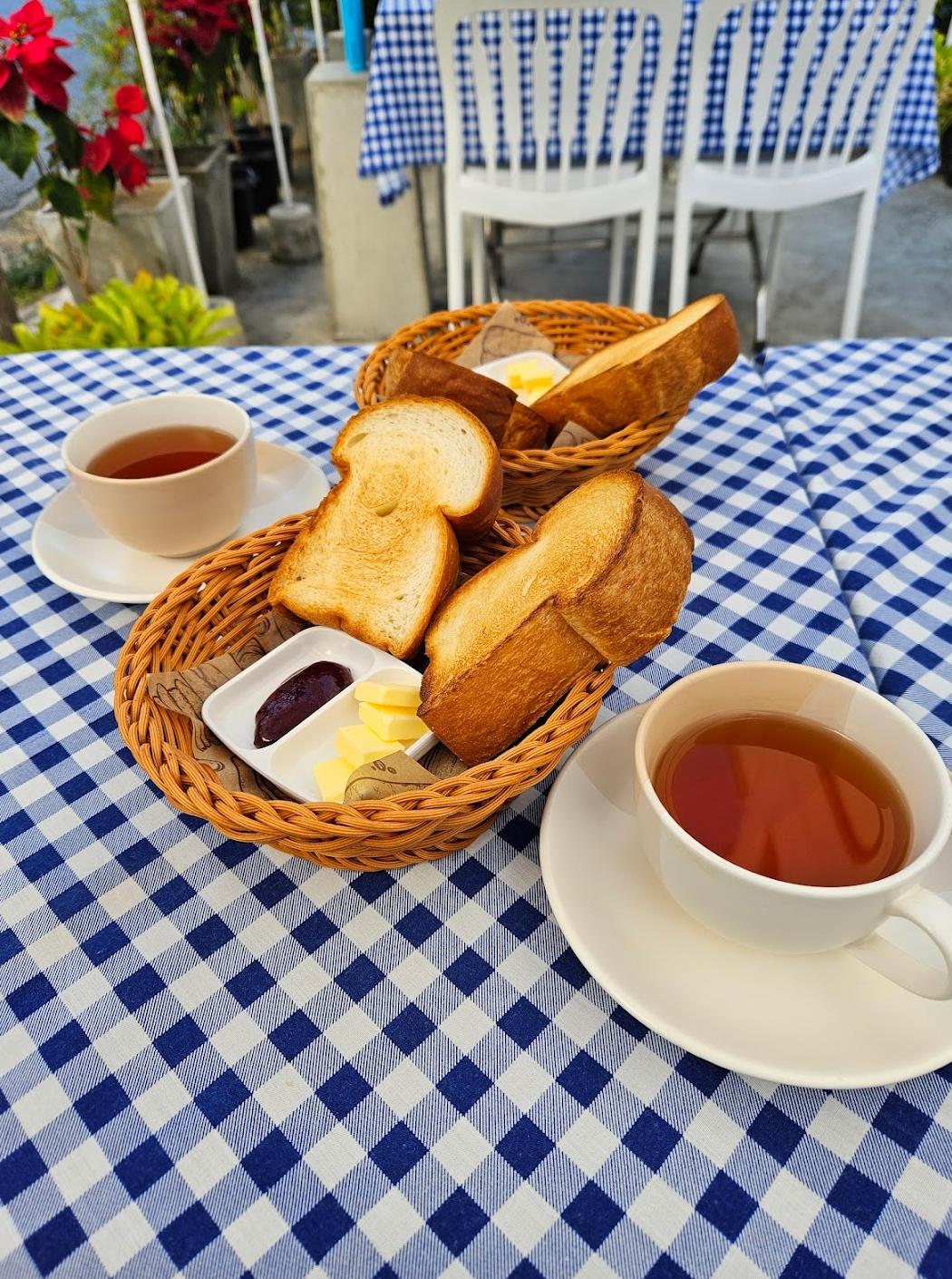 Maison Maison