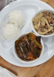 Shays Filipino Cafe