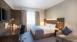 Holiday Inn Express Dubai - Safa Park, an IHG Hotel