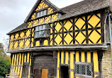 Stokesay Castle