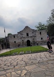 Alamo Cenotaph Monument