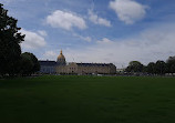 Esplanade des Invalides