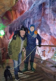 Treak Cliff Cavern