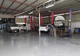 Al Joury Auto Repair work shop