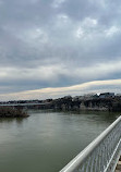 Walnut Street Bridge