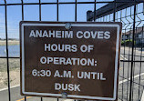 Anaheim Coves Lincoln Trailhead