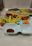 Al Mashahir Cafeteria