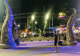 Surfers Paradise Sign