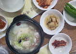 Bukchon Samgyetang