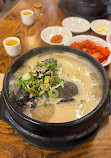 Tosokchon Samgyetang