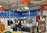 Kien Hung Supermarket