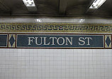 Fulton St