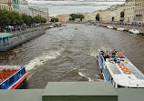 Anichkov Bridge