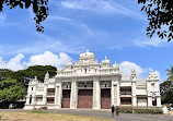 Jaganmohan Palace Art Gallery And Auditorium