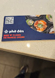 Pho Den