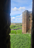 Kenilworth Castle and Elizabethan Garden