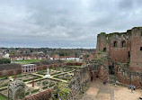 Kenilworth Castle and Elizabethan Garden