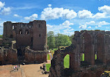 Kenilworth Castle and Elizabethan Garden