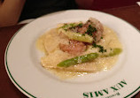 Brasserie AUX AMIS Marunouchi