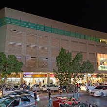 Dolmen Mall Tariq Road