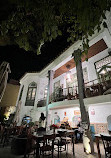 Emarat Namakdan Cafe