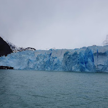 Sendero al catamaran hielos Patagonia