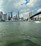Traghetto sull'East River