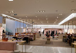 Holt Renfrew Centre