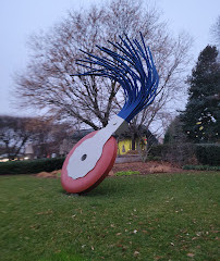 Pista di pattinaggio sul ghiaccio del giardino delle sculture della Galleria Nazionale d'Arte