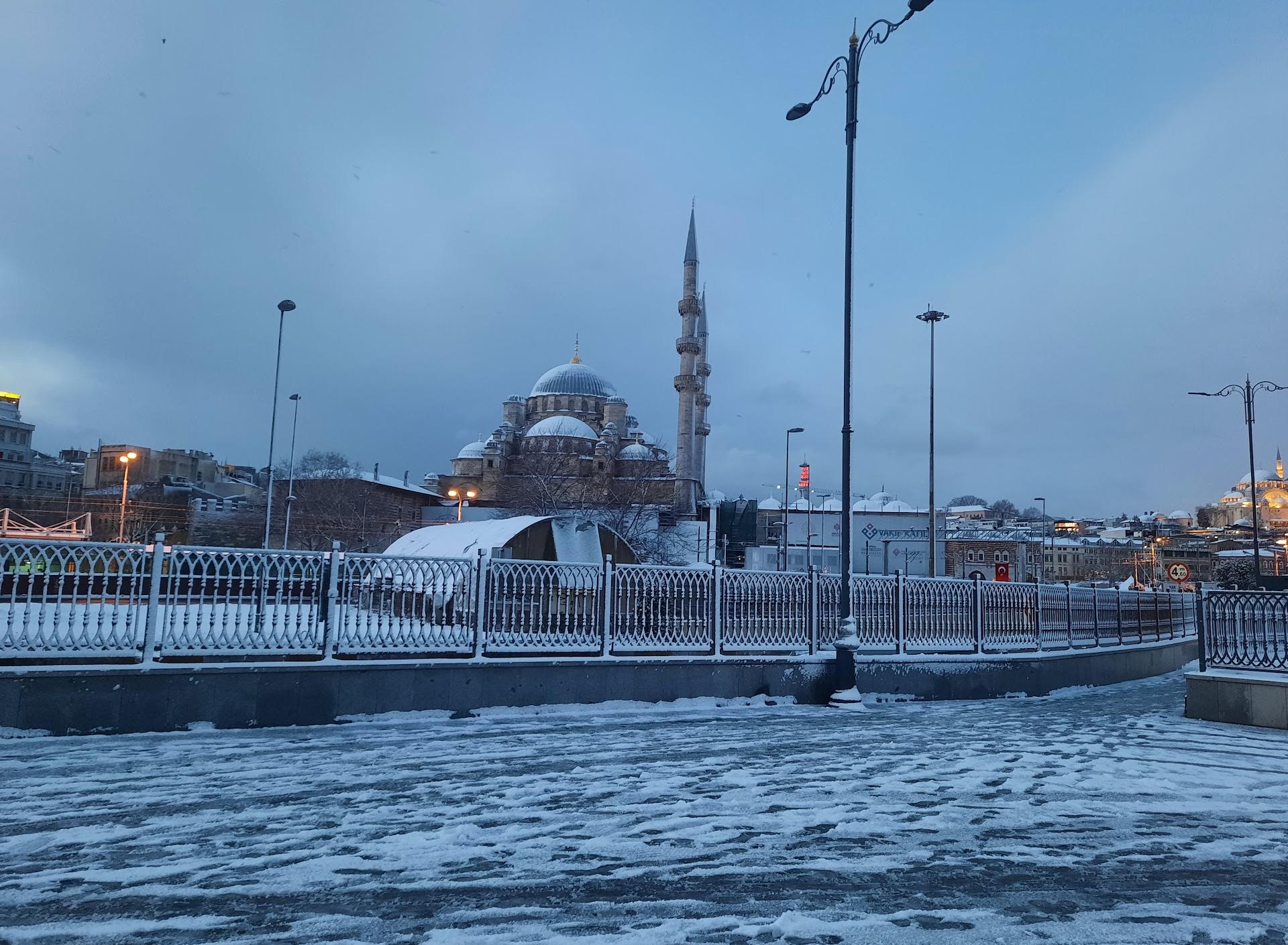 Eminönü Kadıköy İskelesi