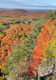 Robertson Lake Cliff Parking