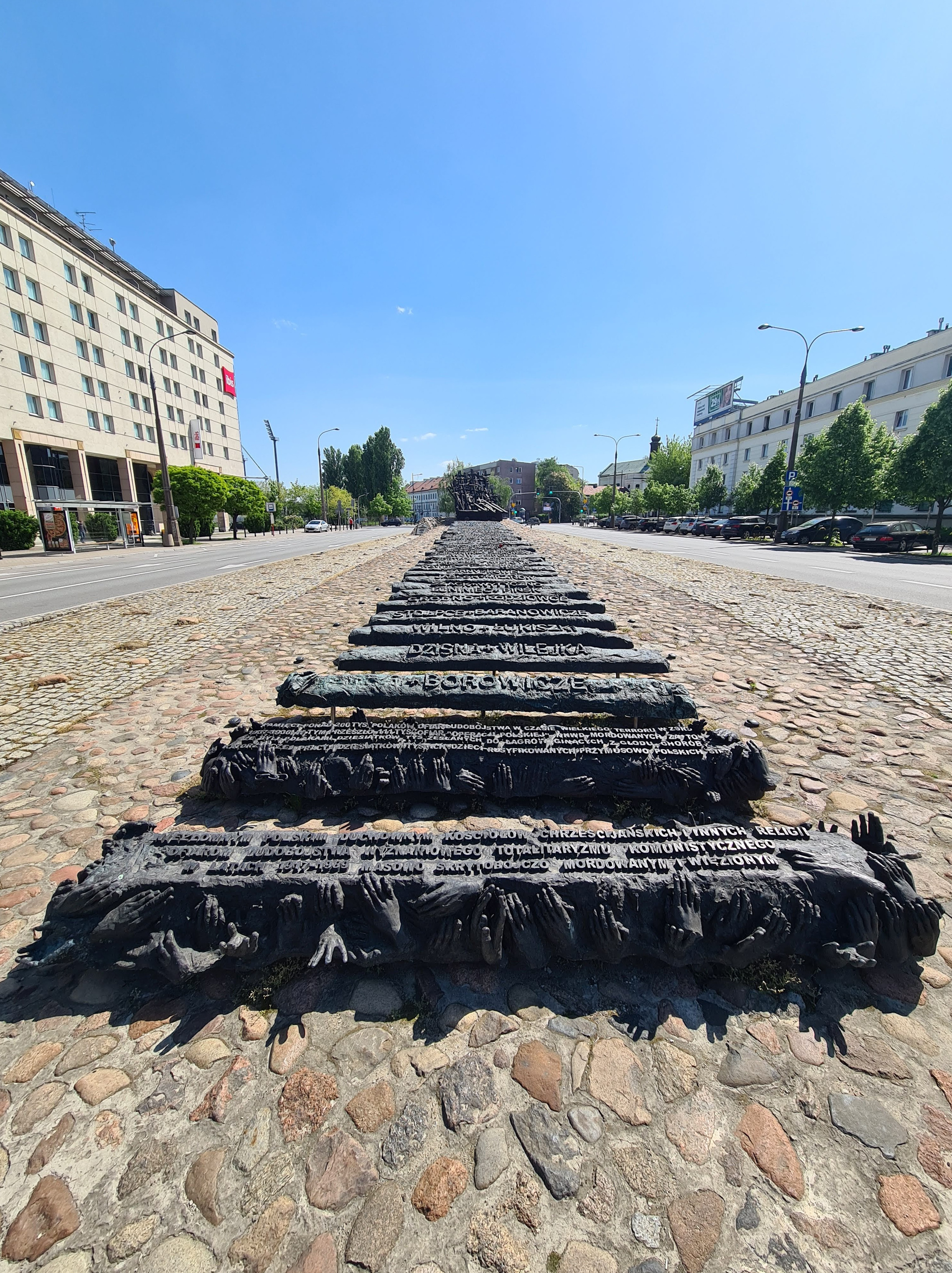 Monument to the Fallen and Murdered in the East