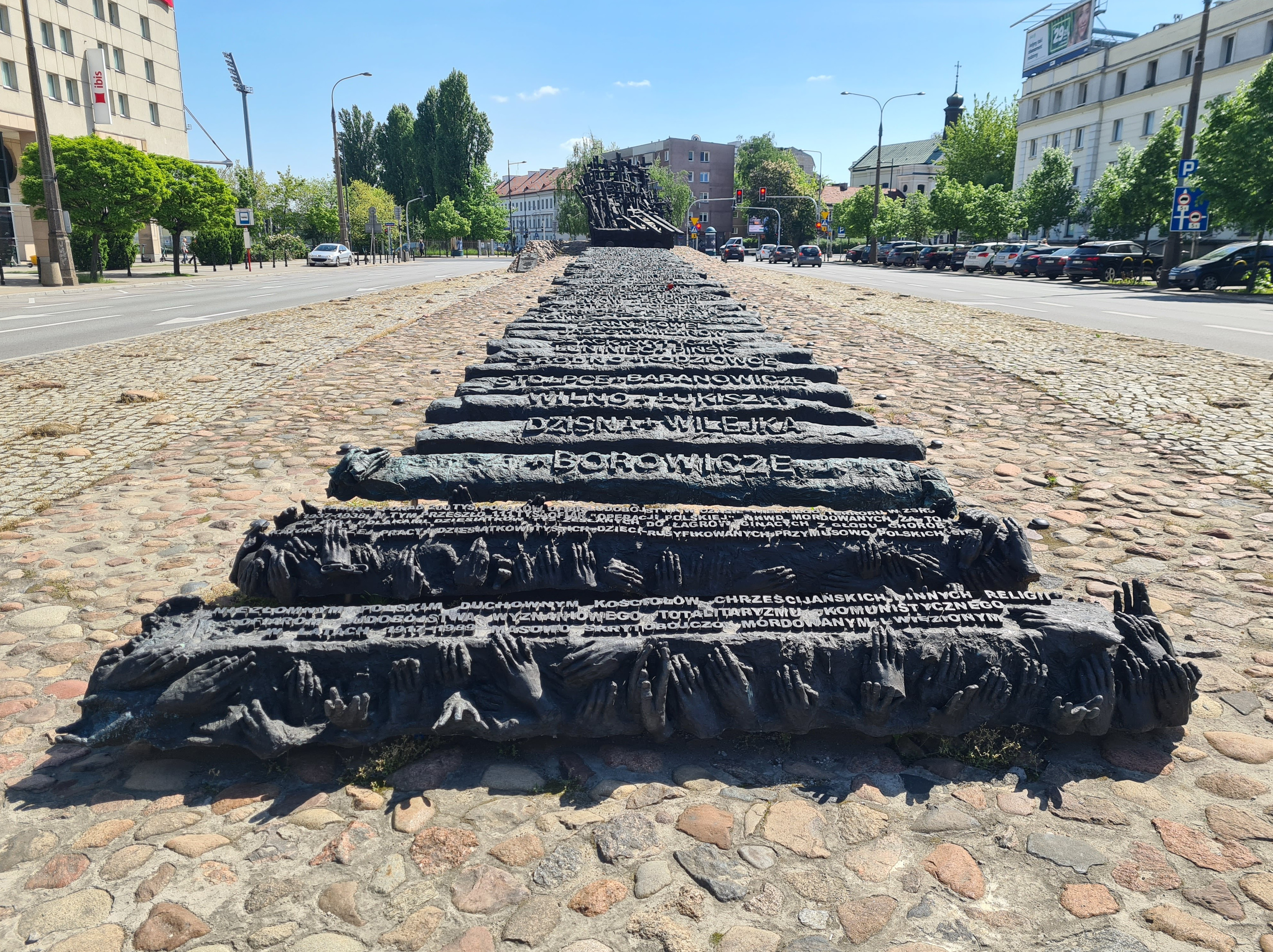 Monument to the Fallen and Murdered in the East