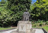 Lord Lister Monument