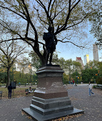 William Shakespeare Statue