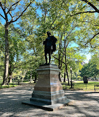 William Shakespeare Statue