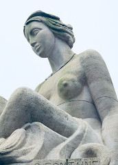 Sculpture L’automne Gustave Fontaine Herfstsculptuur 1950