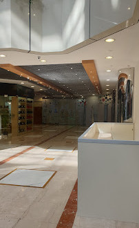 Mamzar Abaya Center