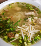 Pho tai