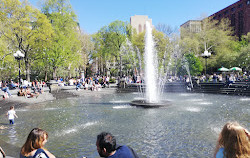 Washington Square Fountain